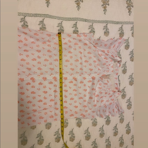 Gal Meets Glam Della - Picture 7 of 9